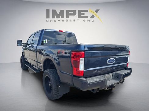 Used 2019 Ford F250 Lariat w/ Lariat Ultimate Package AWD/4WD image 2
