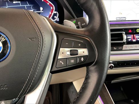 Certified 2022 BMW X5 xDrive45e image 19