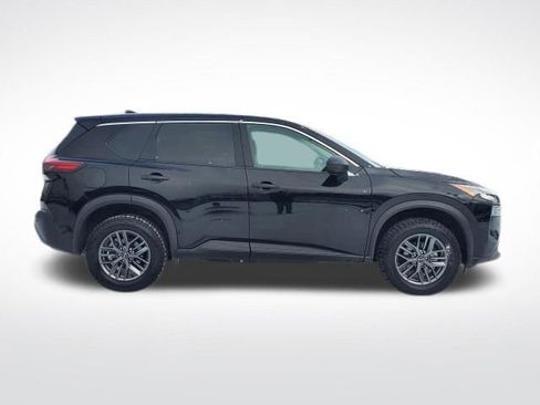 Used 2023 Nissan Rogue S image 7