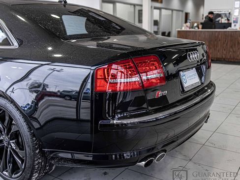 Used 2008 Audi S8 image 14