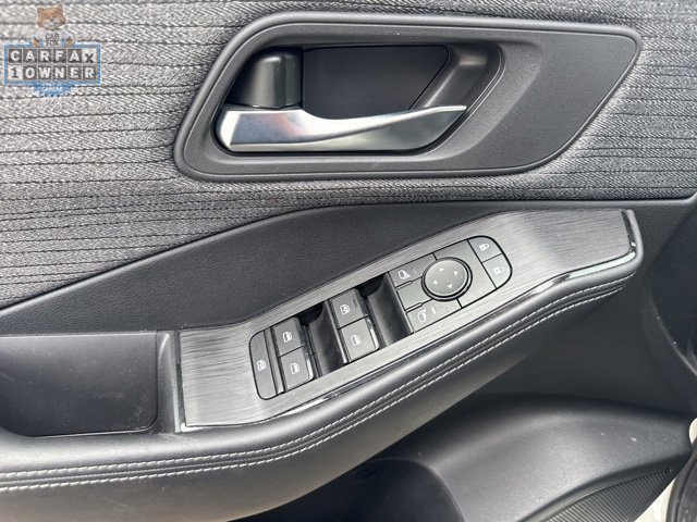 Used 2023 Nissan Rogue SV AWD/4WD image 18