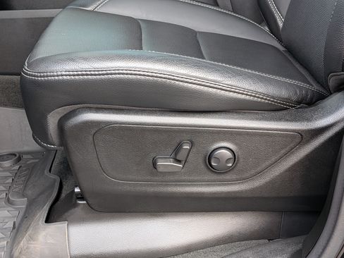 Used 2022 RAM 1500 Rebel w/ Rebel Level B Equipment Group AWD/4WD image 17