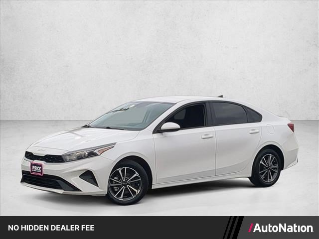 Used 2024 Kia Forte LXS FWD image 1
