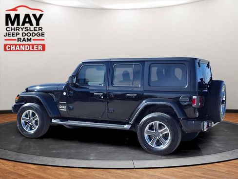 Used 2021 Jeep Wrangler Unlimited Sahara w/ Uconnect 4C Nav & Sound Group image 3