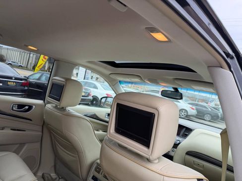 Used 2013 INFINITI JX35 AWD w/ Premium Pkg image 26