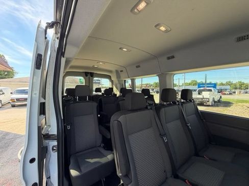 Used 2024 Ford Transit 350 XLT RWD image 8