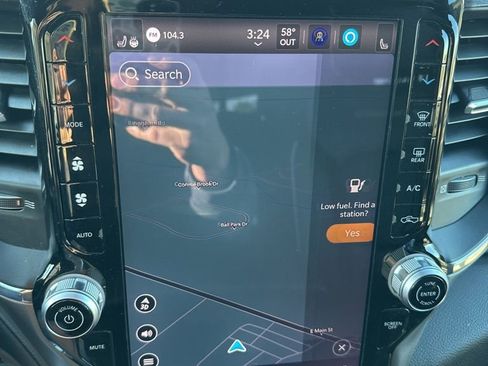 Used 2025 RAM 1500 Laramie image 20