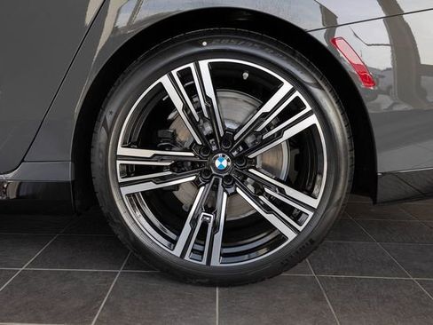 New 2026 BMW 740i xDrive AWD/4WD image 5
