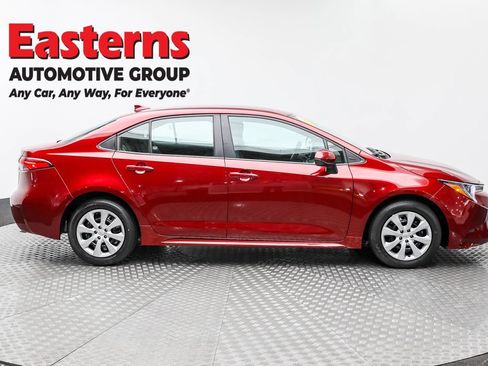 Used 2024 Toyota Corolla LE image 7