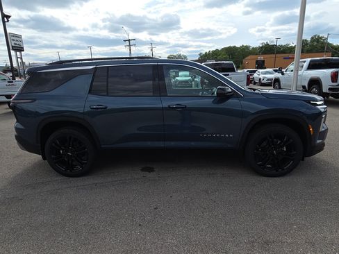 New 2026 Chevrolet Traverse LT FWD image 9