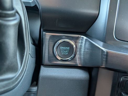 New 2026 Ford F250 Lariat w/ Black Appearance Package image 11