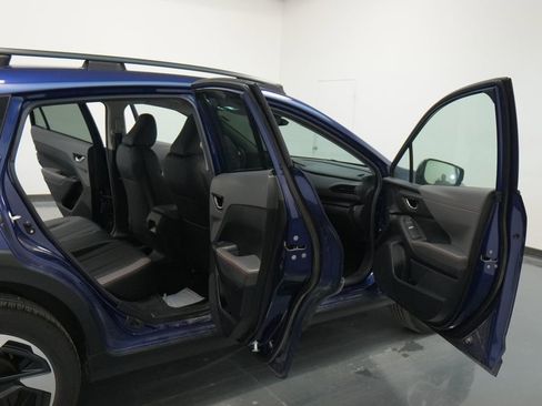 Used 2024 Subaru Crosstrek 2.5i Limited w/ Crosstrek Mirror Package image 28