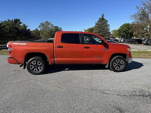 Used 2016 Toyota Tundra SR5 image 7