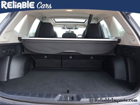 Used 2023 Subaru Forester Premium AWD/4WD image 15