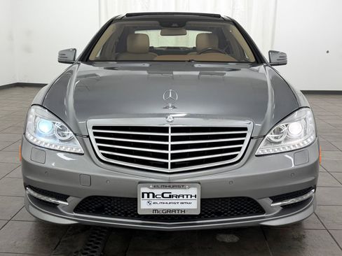 Used 2011 Mercedes-Benz S 550 4MATIC image 8