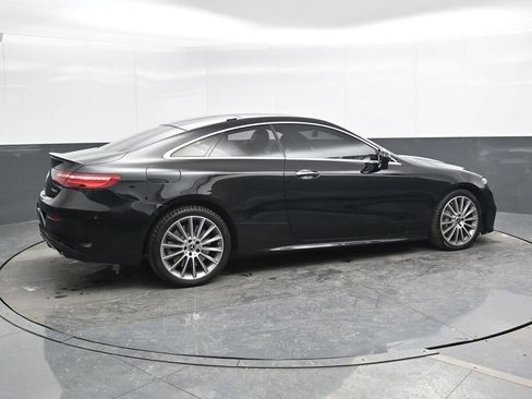 Used 2018 Mercedes-Benz E 400 4MATIC Coupe image 2