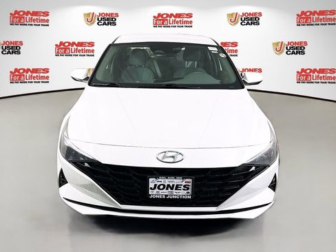 Certified 2021 Hyundai Elantra SEL image 11