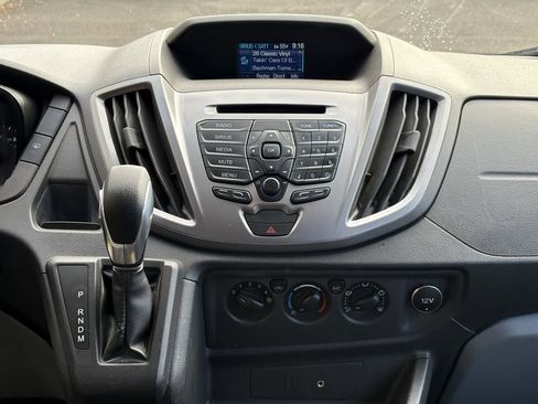 Used 2015 Ford Transit 150 XLT image 16