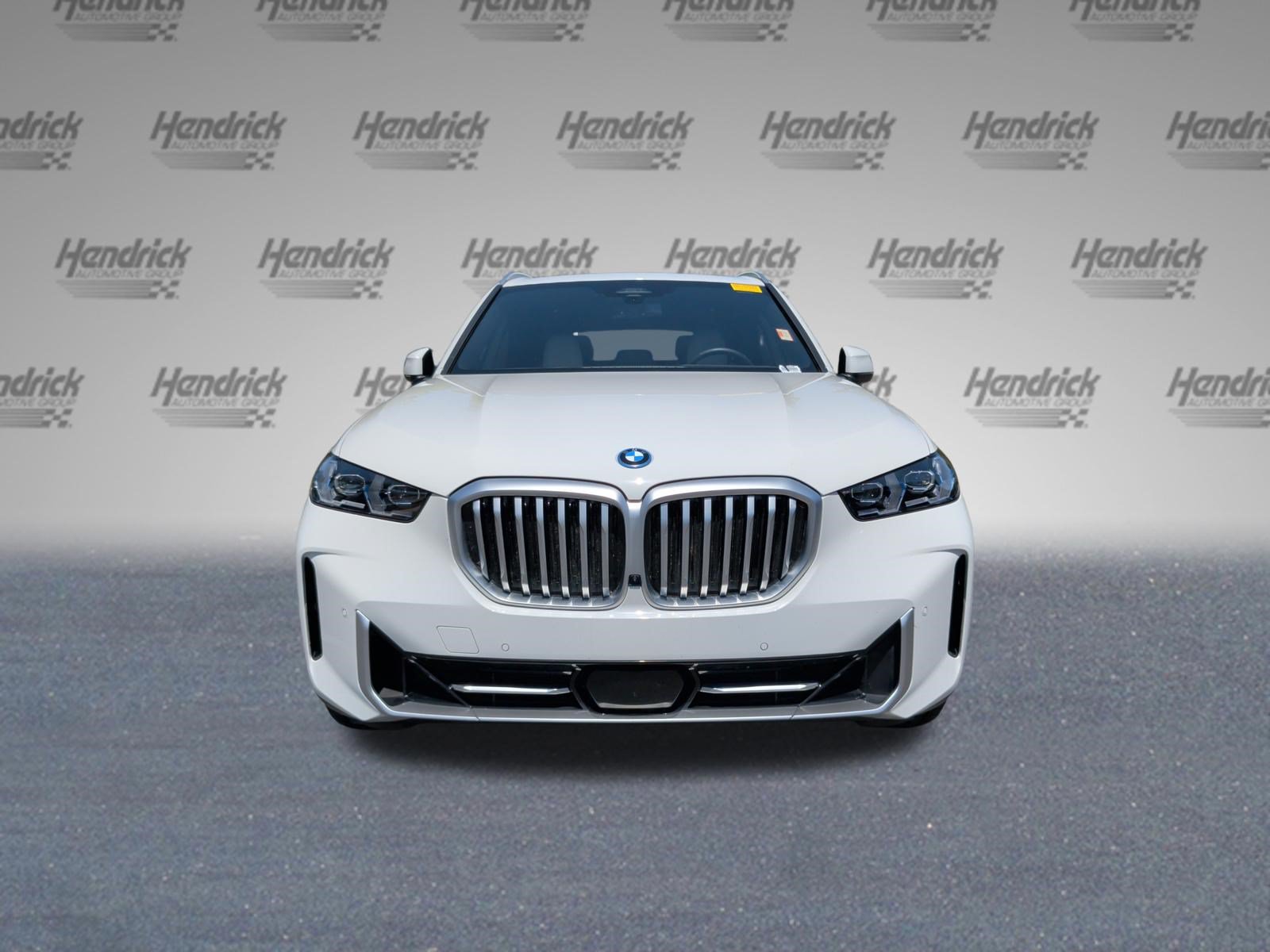 Certified 2026 BMW X5 xDrive50e w/ Executive Package AWD/4WD image 5