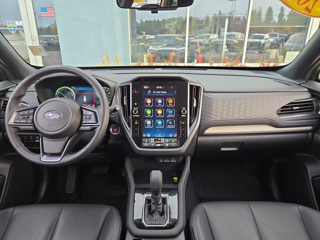 Used 2025 Subaru Forester Limited AWD/4WD image 18