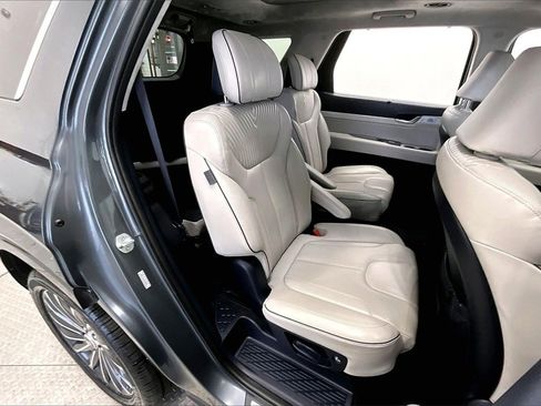 Certified 2023 Hyundai Palisade Calligraphy w/ Cargo Package image 28