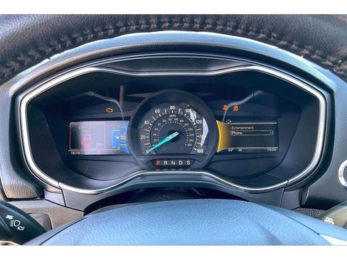 Used 2017 Ford Fusion Titanium FWD image 22
