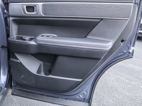 Certified 2026 Hyundai Santa Fe Limited AWD/4WD image 32