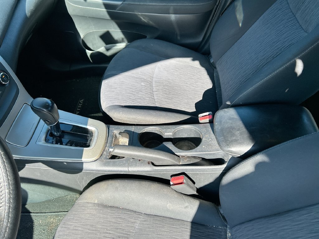 Used 2015 Nissan Sentra SV w/ Navigation Package FWD image 26