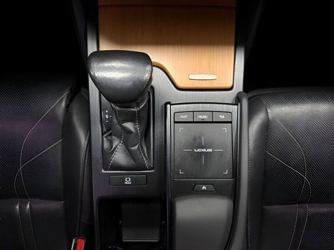 Used 2019 Lexus ES 350 Luxury w/ Accessory Package 2 image 25