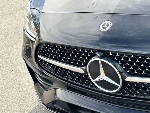 Used 2024 Mercedes-Benz C 300 Sedan image 32