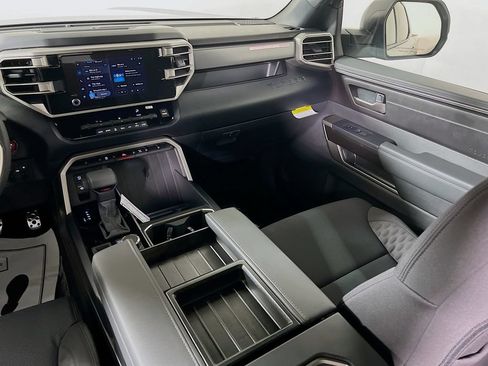 New 2026 Toyota Tundra SR5 AWD/4WD image 18