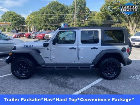 Used 2023 Jeep Wrangler Unlimited image 4