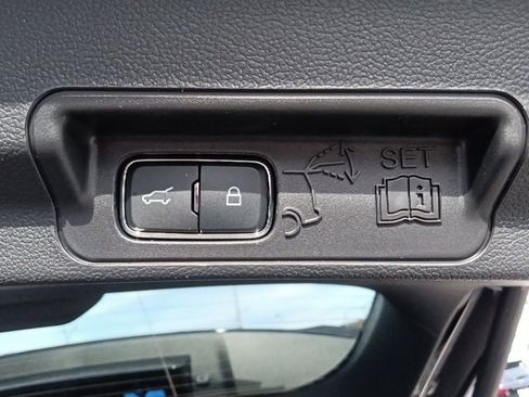 New 2026 Ford Explorer Platinum image 30