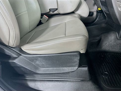 Used 2019 Ford F250 XL image 22