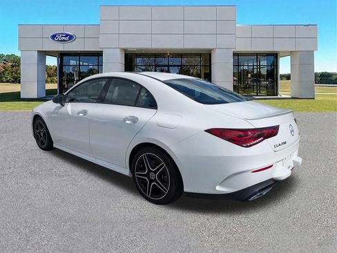 Used 2023 Mercedes-Benz CLA 250 4MATIC image 3