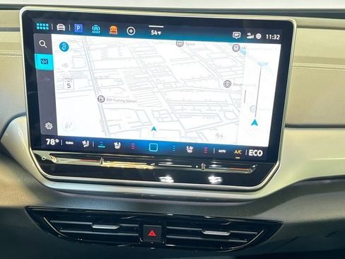 Used 2024 Volkswagen ID.4 Pro S image 13