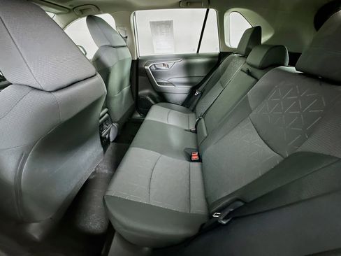 Used 2025 Toyota RAV4 XLE w/ Convenience Package image 29