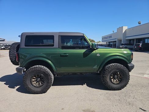 Used 2022 Ford Bronco Outer Banks image 6