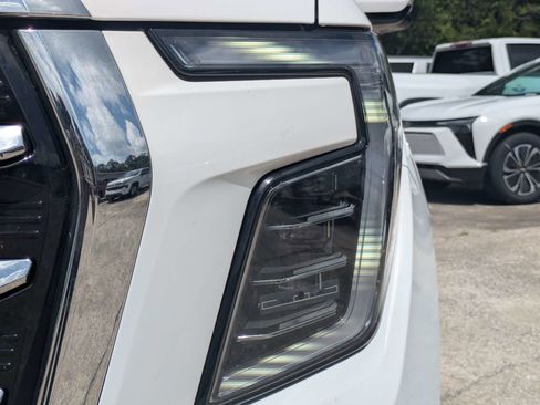 Used 2025 GMC Yukon XL Elevation AWD/4WD image 34