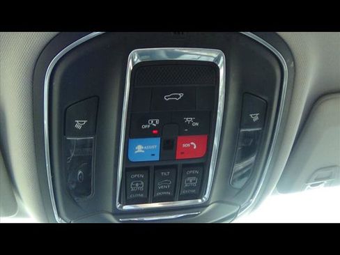 Used 2023 Jeep Grand Cherokee 4WD 4xe image 29