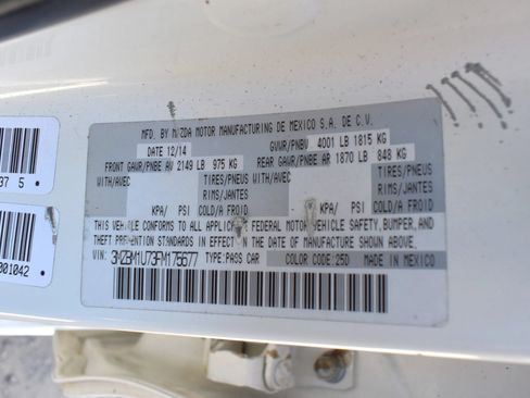 Used 2015 MAZDA MAZDA3 i Sport FWD image 34