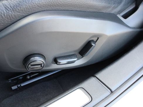 Used 2024 Volvo S60 B5 Plus FWD image 3