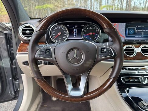 Used 2017 Mercedes-Benz E 300 image 13