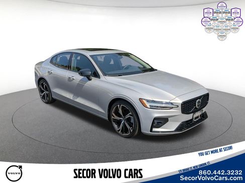 Certified 2023 Volvo S60 B5 Plus AWD/4WD image 3