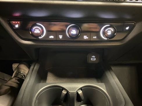 Used 2024 Honda HR-V Sport image 21