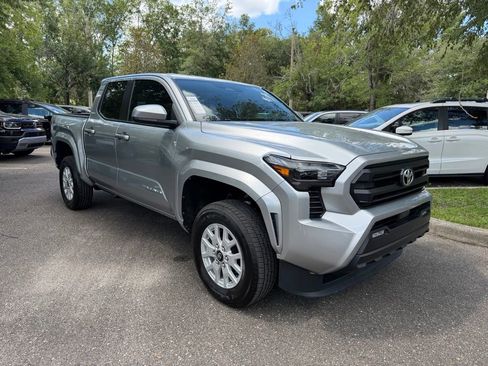 Used 2024 Toyota Tacoma SR5 RWD image 1