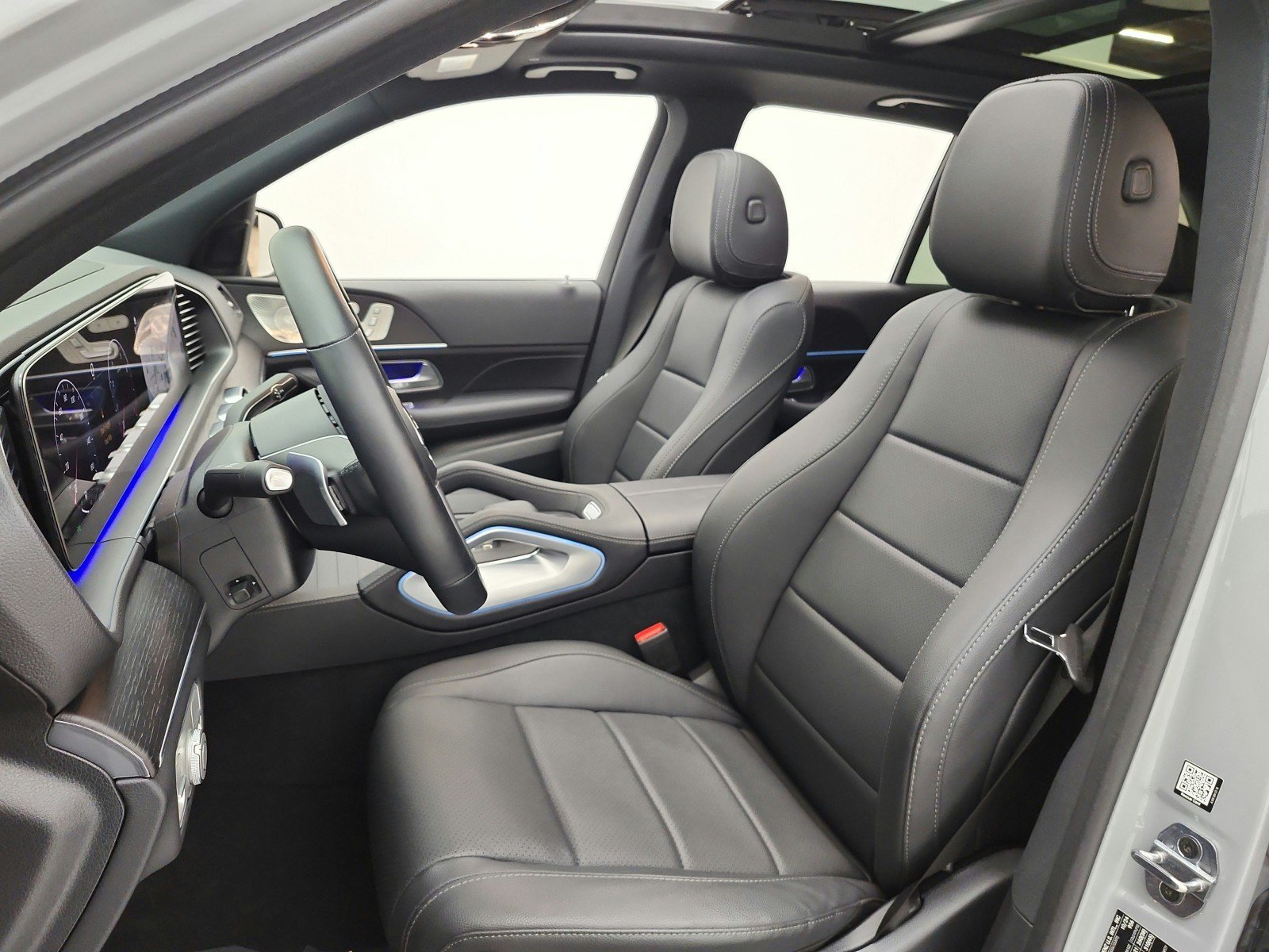 Used 2025 Mercedes-Benz GLE 450 4MATIC image 29
