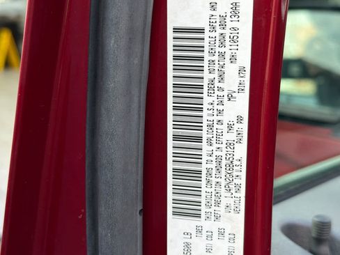 Used 2011 Jeep Liberty Sport image 27