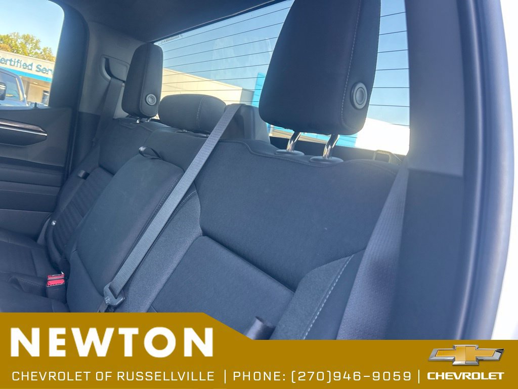 Used 2023 Chevrolet Silverado 1500 LT AWD/4WD image 34