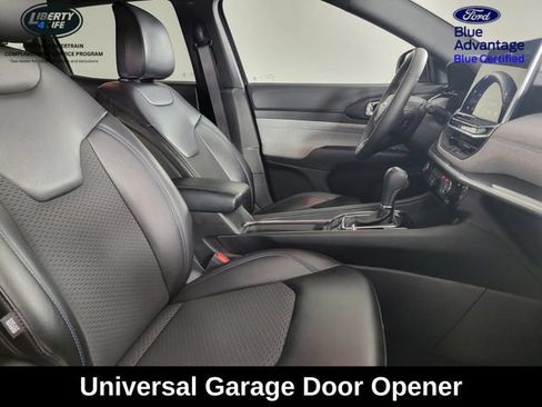 Used 2023 Jeep Compass Latitude w/ Convenience Group AWD/4WD image 17